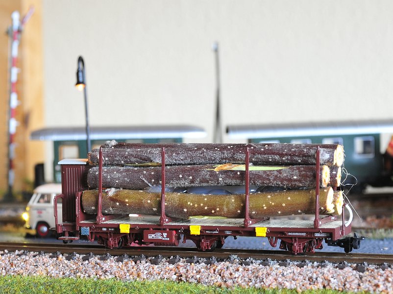 Liliput Rungenwagen 34681-5 3 achser Holz